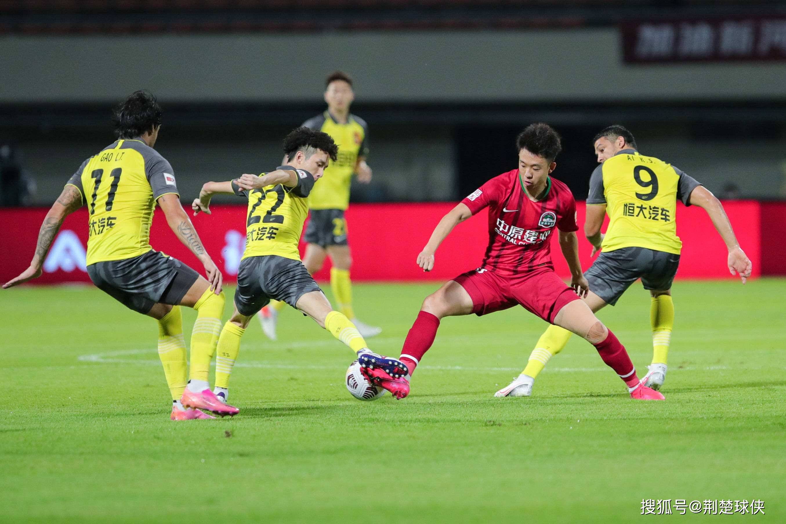 包含加时末段多伦多猛龙豪取连胜——中超节点到来，悬念犹存，高层口径保持一致的词条