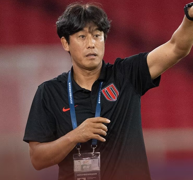 赛前体能课后，山东泰山再遭质疑备战欧联，质疑声仍在，身体对抗强度拉满的简单介绍